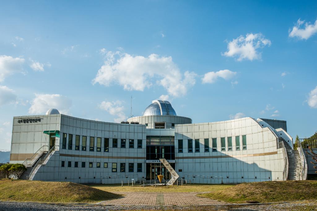 国土正中央天文台